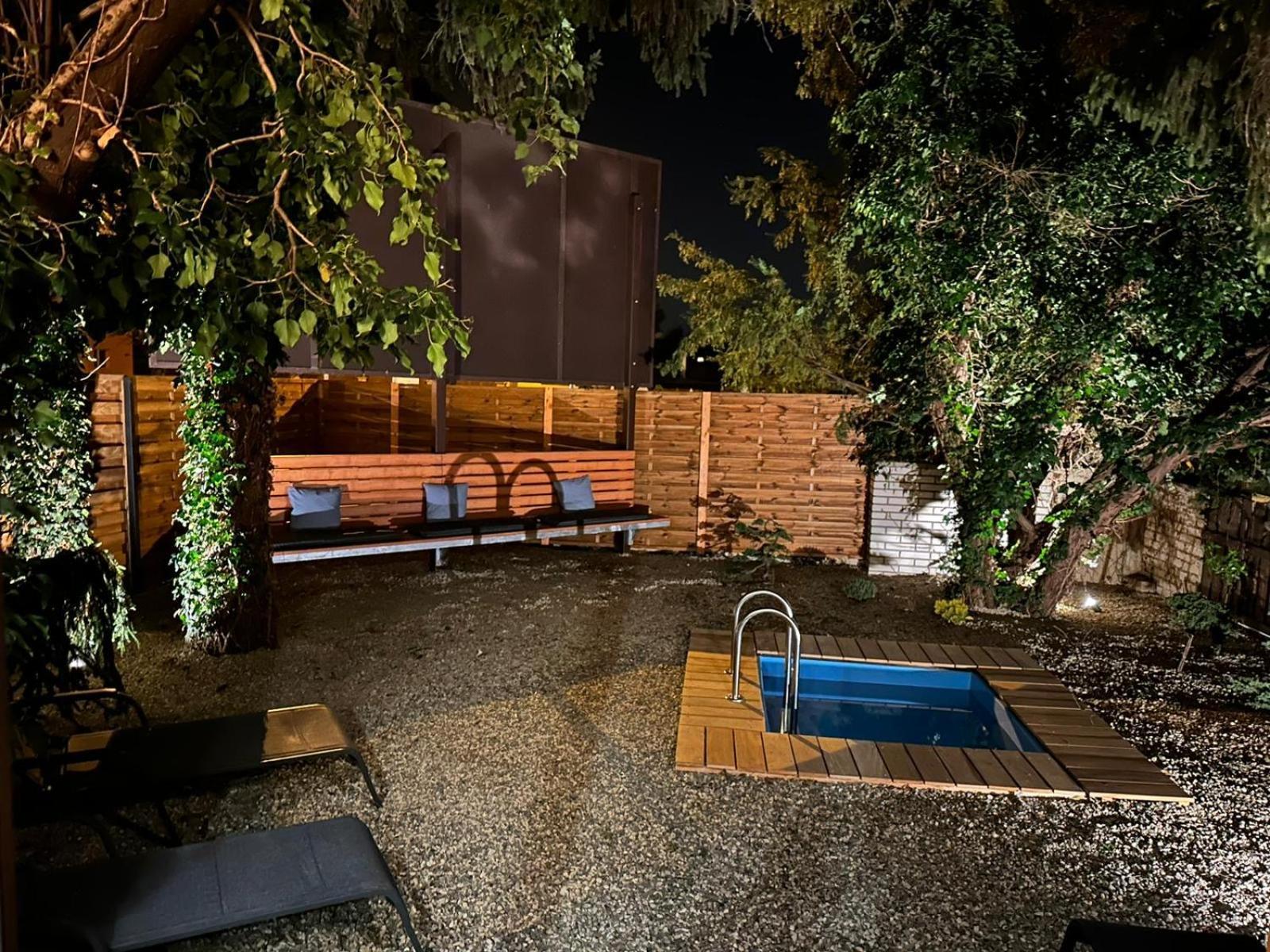 Golden Golem Hotel & Spa Praga Esterno foto